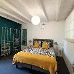 La Salamandre De L'escat بيت ضيافة 3*