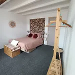 بيت ضيافة La Salamandre De L'escat 3*