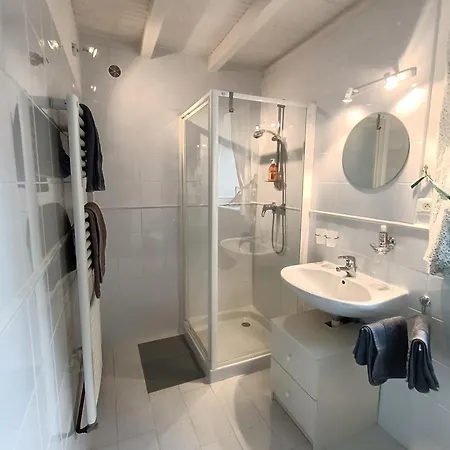 La Salamandre De L'escat 3*