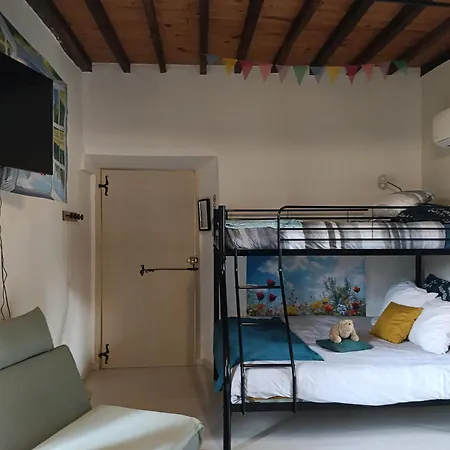 La Salamandre De L'escat Et Table D'hotes